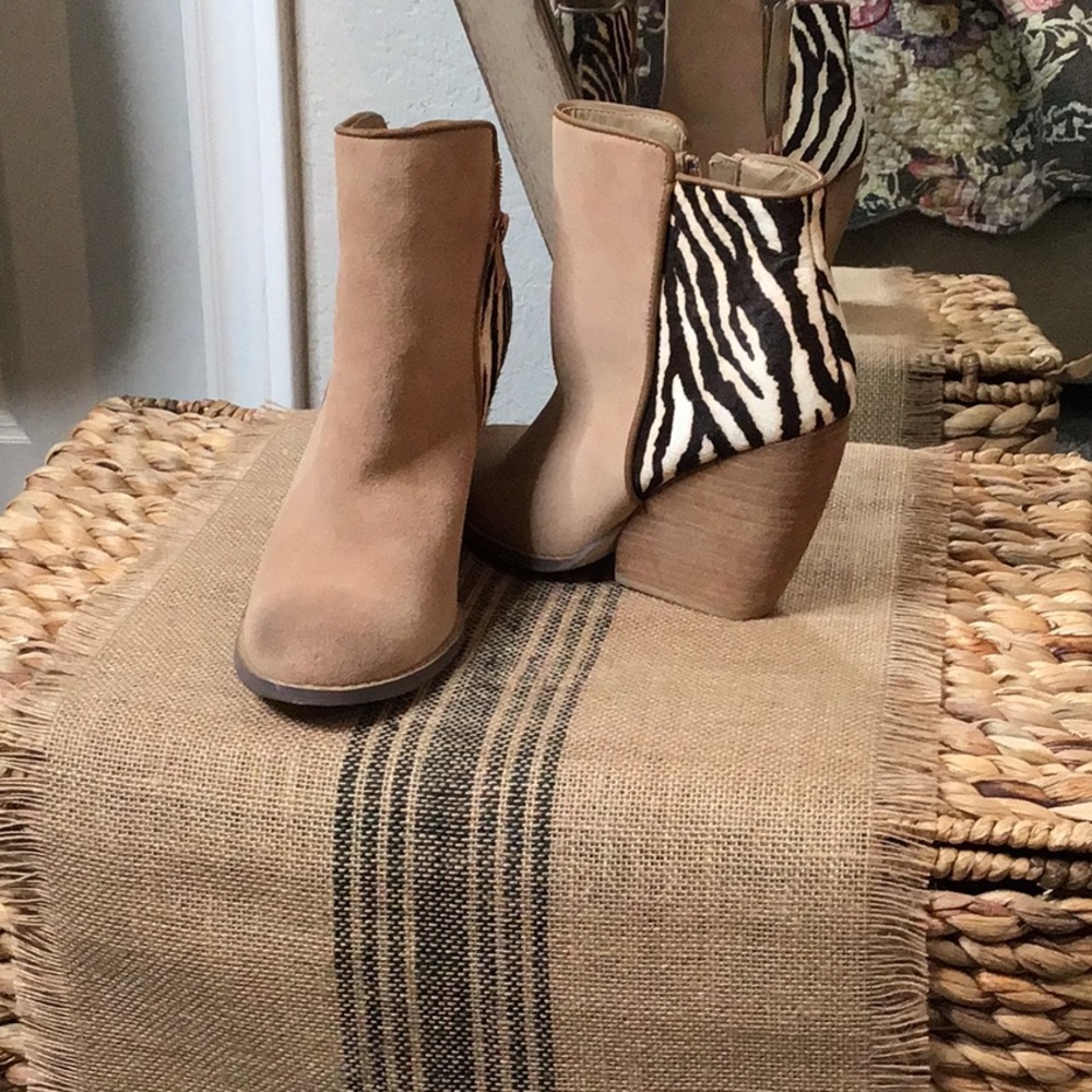 Tan/ Zebra Booties - image 1